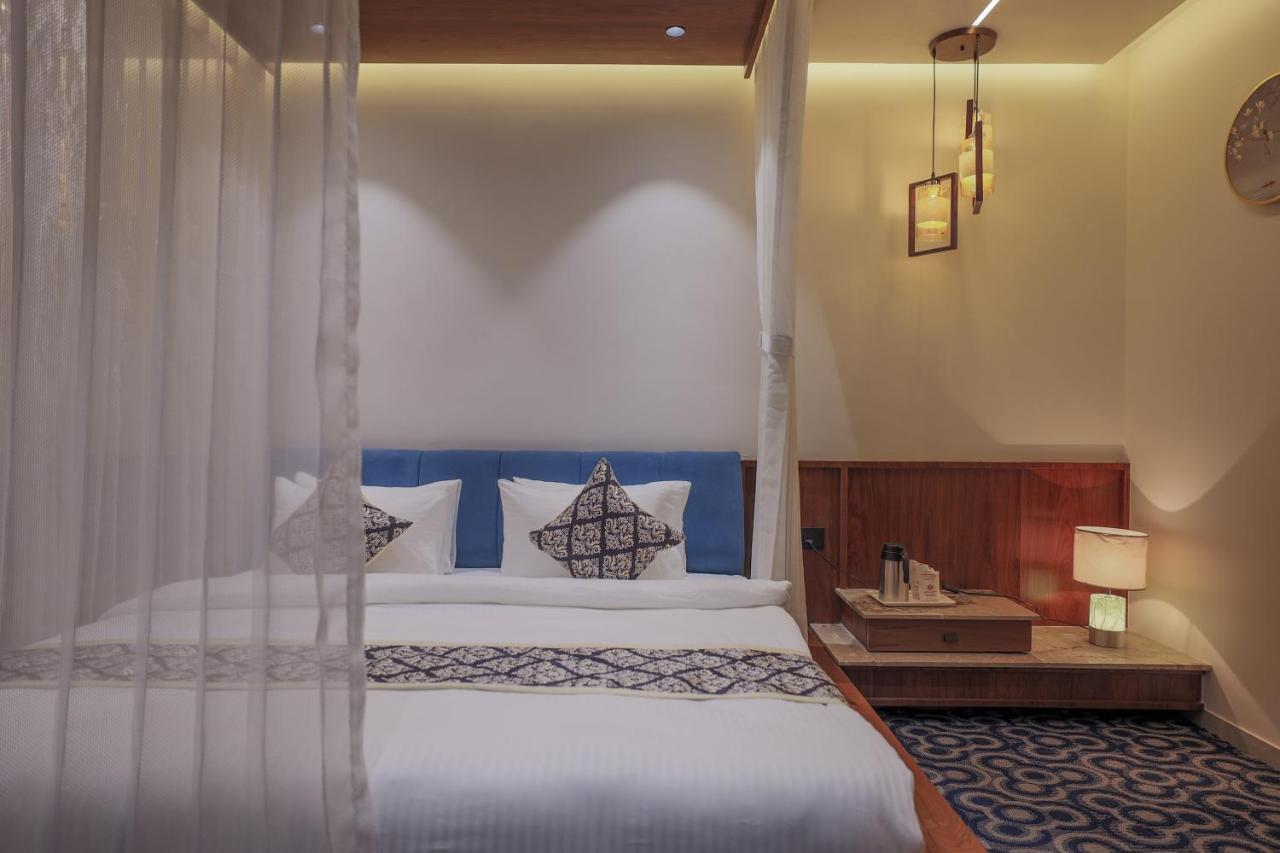 Hotel Aditya Mansingh Inn Somnāth Eksteriør billede
