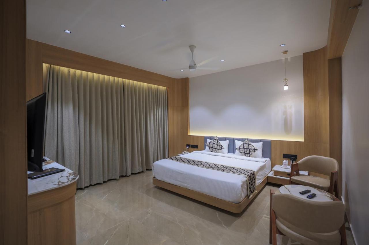 Hotel Aditya Mansingh Inn Somnāth Eksteriør billede