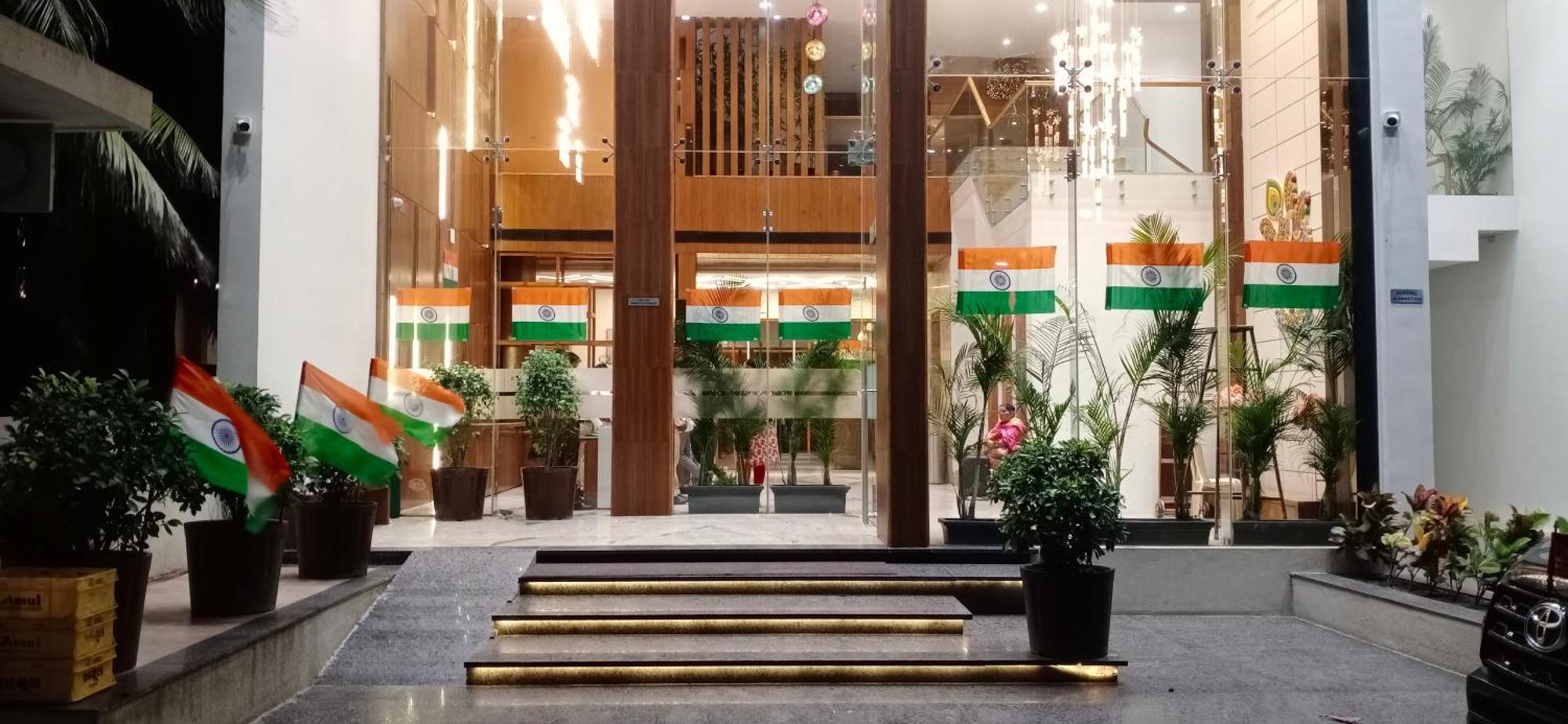 Hotel Aditya Mansingh Inn Somnāth Eksteriør billede